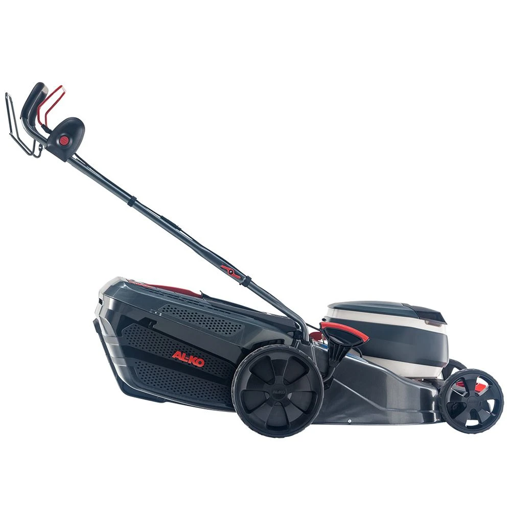 AL-KO 36V 46.2 Li SP-W Comfort 3-in-1 Self-Propelled Cordless Lawn Mower (with 2 X 4Ah Batteries & Fast Charger) 4 AL-KO 36V 46.2 Li SP-W Comfort 3-in-1 Self-Propelled Cordless Lawn Mower (with 2 X 4Ah Batteries & Fast Charger) - Image 4