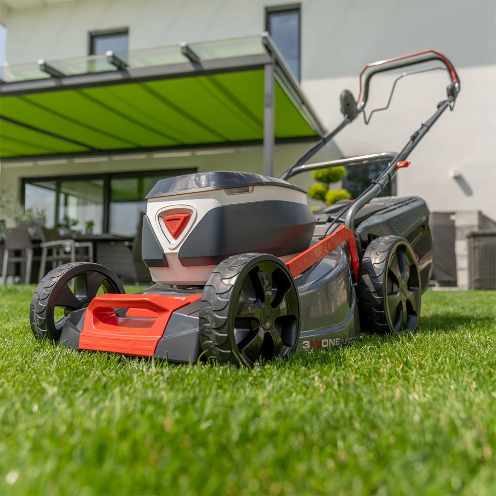 AL-KO 36V 46.2 Li SP-W Comfort 3-in-1 Self-Propelled Cordless Lawn Mower (with 2 X 4Ah Batteries & Fast Charger) 7 AL-KO 36V 46.2 Li SP-W Comfort 3-in-1 Self-Propelled Cordless Lawn Mower (with 2 X 4Ah Batteries & Fast Charger) - Image 7