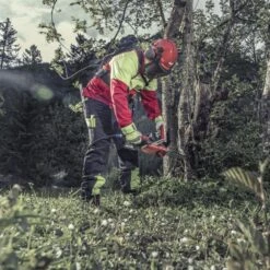 Solo By AL-KO 36V CS 4235 Premium Cordless Chainsaw (Bare Tool) -Greenworks Sale Shop al ko energyflex cs4235 chainsaw lifestyle