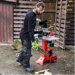 AL-KO LSV 550/6 6 Ton Vertical Electric Log Splitter 13 AL-KO LSV 550/6 6 Ton Vertical Electric Log Splitter -Greenworks Sale Shop al ko lsv 550 6 log splitter lifestyle 6