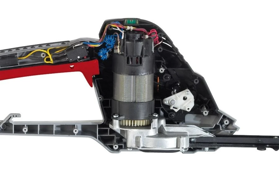 AL-KO HT 550 Safety Cut Electric Hedge Trimmer 5 AL-KO HT 550 Safety Cut Electric Hedge Trimmer - Image 5