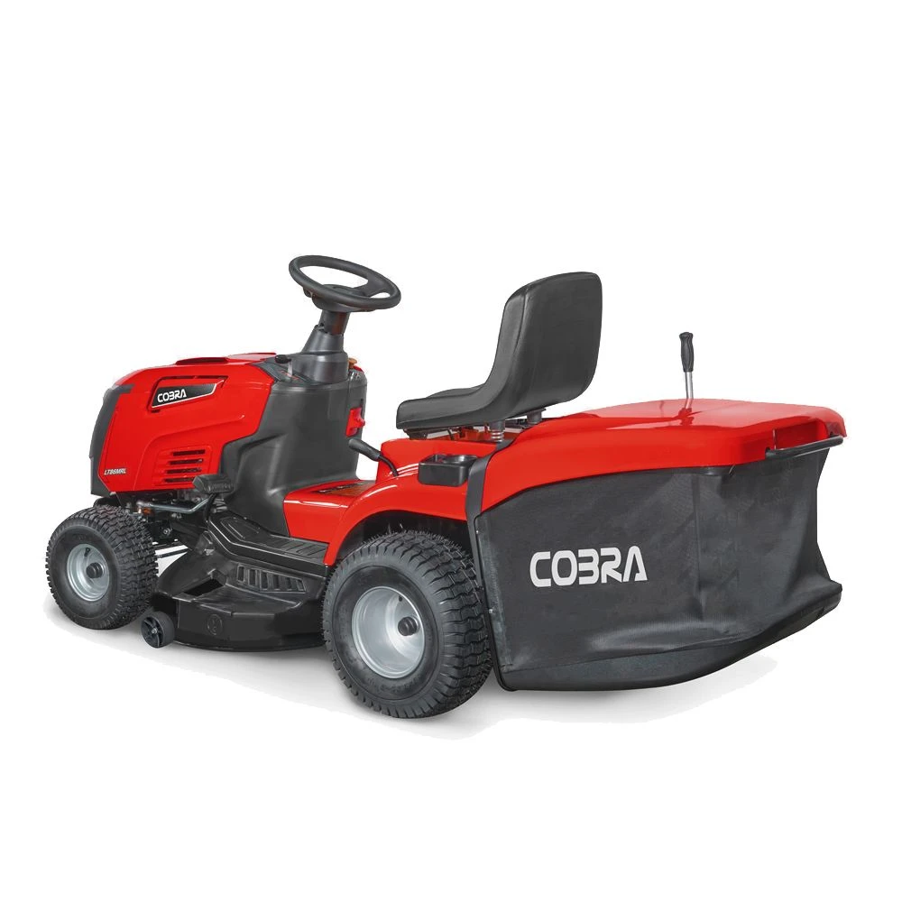 Cobra LT86MRL 33" Manual Rear Collect Lawn Tractor 3 Cobra LT86MRL 33" Manual Rear Collect Lawn Tractor - Image 3
