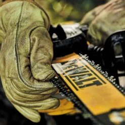 DeWalt DCM575X1-GB 54V XR FLEXVOLT 40cm Cordless Chainsaw (with 9Ah Battery & Fast Charger) -Greenworks Sale Shop dewalt dcm575 bar and chain