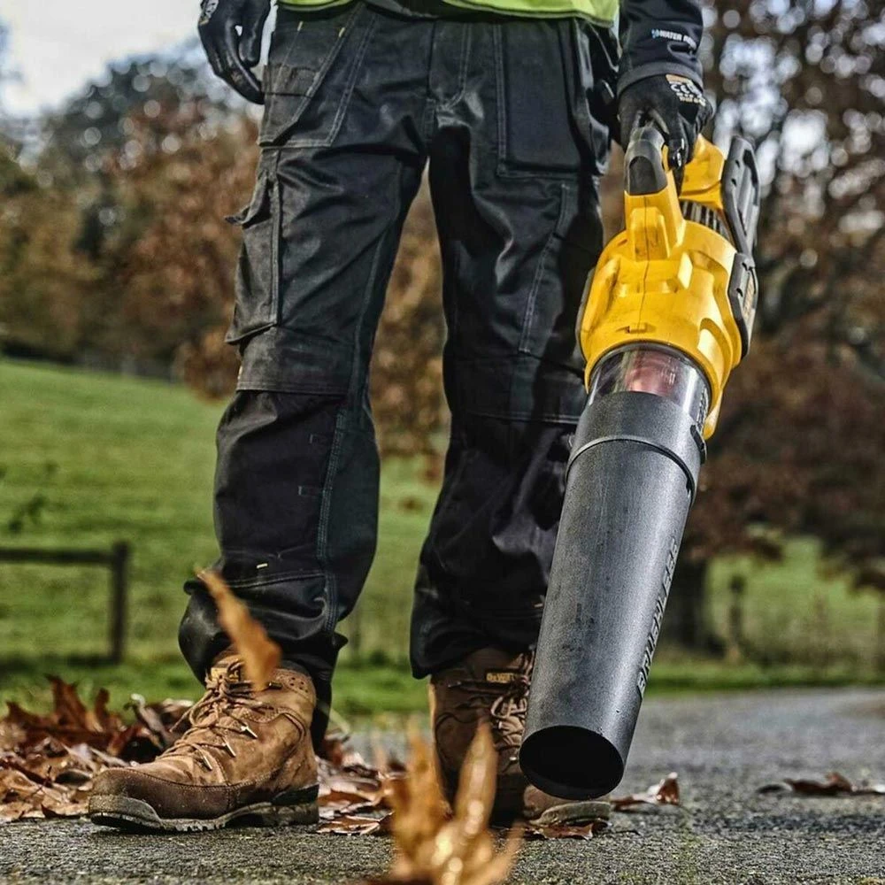 DeWalt DCMBA572X1-GB 54V XR FLEXVOLT Cordless Axial Blower (with 9Ah Battery & Fast Charger) (Bundle Builder) 7 DeWalt DCMBA572X1-GB 54V XR FLEXVOLT Cordless Axial Blower (with 9Ah Battery & Fast Charger) (Bundle Builder) - Image 7