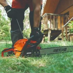 Echo CS-4510ES Petrol Chainsaw 45.0cc/45cm -Greenworks Sale Shop echo cs 4510es chainsaw lifestyle