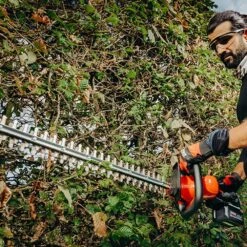 Echo DHC-310 Garden+ 40V Cordless Hedge Trimmer (Bare Tool) -Greenworks Sale Shop echo dhc 310 hedge trimmer lifestyle 1