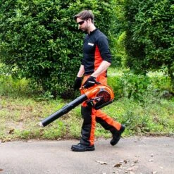 Echo DPB-2600 56 EFORCE Cordless Dual-Intake Blower (Bare Tool) 8 Echo DPB-2600 56 EFORCE Cordless Dual-Intake Blower (Bare Tool) -Greenworks Sale Shop echo dpb 2600 blower lifestyle