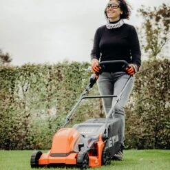 Echo DLM-310/35P Garden+ 40V Cordless Push Lawn Mower (Bare Tool) -Greenworks Sale Shop echo garden plus dlm 310 35p lawnmower lifestyle 1