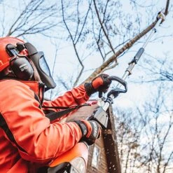 Echo MTA-DPP 56 EFORCE Multi Tool Power Pruner Attachment 11 Echo MTA-DPP 56 EFORCE Multi Tool Power Pruner Attachment -Greenworks Sale Shop echo mta dpp pruner attachment lifestyle3 1