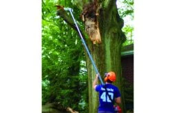 Oleo-Mac PPX 271 Telescopic Pole Pruner -Greenworks Sale Shop efco ptx2700 pole pruner in use 1