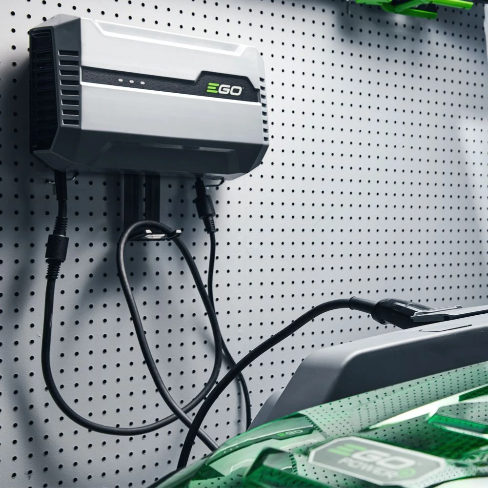 EGO Power+ Z6 ZT4201E-S 107cm 56V Battery-Powered Zero-Turn Ride-On Mower 7 EGO Power+ Z6 ZT4201E-S 107cm 56V Battery-Powered Zero-Turn Ride-On Mower - Image 7