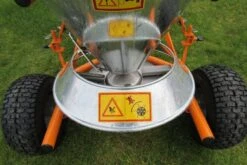 SCH GAM73GALV 73 Litre Galvanised Towed Salt Spreader -Greenworks Sale Shop gam73galv 5