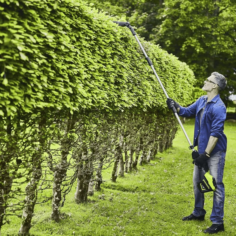 GreenWorks Pro GD60PHT51 60V Cordless Long Reach Hedge Trimmer (Bare Tool) 4 GreenWorks Pro GD60PHT51 60V Cordless Long Reach Hedge Trimmer (Bare Tool) - Image 4
