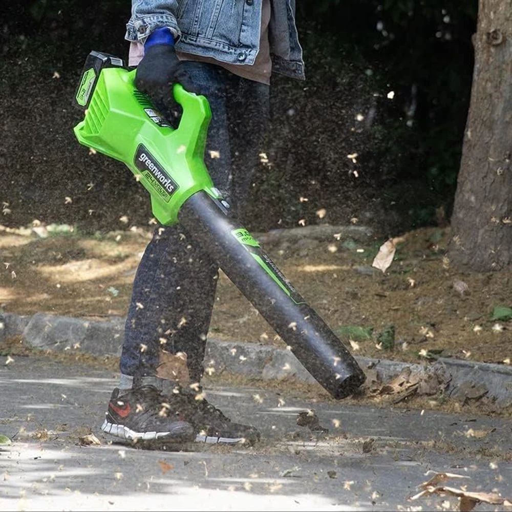 GreenWorks G24ABIIK2 24V Cordless Axial Blower (with 2Ah Battery & 2A Charger) 3 GreenWorks G24ABIIK2 24V Cordless Axial Blower (with 2Ah Battery & 2A Charger) - Image 3