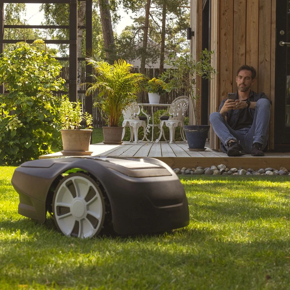 GreenWorks Optimow® 5 Robotic Lawn Mower 7 GreenWorks Optimow® 5 Robotic Lawn Mower - Image 7