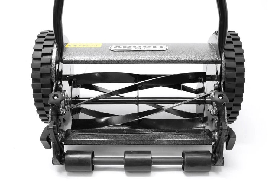 The Handy THHM Push Lawn Mower 3 The Handy THHM Push Lawn Mower - Image 3