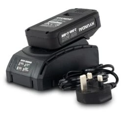 Hyundai HY2188 20V MAX Cordless Hedge Trimmer (with 2Ah Battery & Charger)