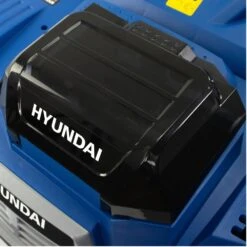 Hyundai HY2197 2 X 20V MAX (40V) Cordless Artificial Grass Sweeper (with 2 X 4Ah Batteries & Twin Charger) 18 Hyundai HY2197 2 X 20V MAX (40V) Cordless Artificial Grass Sweeper (with 2 X 4Ah Batteries & Twin Charger) -Greenworks Sale Shop hyundai hy2197 sweeper battery compartment closed