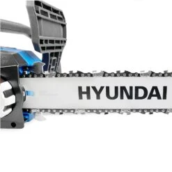 Hyundai HYC1600E 33cm 1600W Electric Chainsaw -Greenworks Sale Shop hyundai hyc1600e chainsaw guide bar