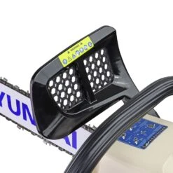 Hyundai HYC6200X Petrol Chainsaw 62cc/20" -Greenworks Sale Shop hyundai hyc6200x chainsaw guard