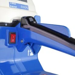 Hyundai HYC6200X Petrol Chainsaw 62cc/20" -Greenworks Sale Shop hyundai hyc6200x chainsaw on off