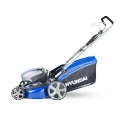 Hyundai HYM80Li460P 80V Push Cordless Lawn Mower (with 2 X 2.5Ah 40V Batteries & Charger) 12 Hyundai HYM80Li460P 80V Push Cordless Lawn Mower (with 2 X 2.5Ah 40V Batteries & Charger) -Greenworks Sale Shop hyundai hym80li460p lawnmower side 3