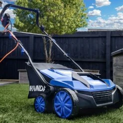 Hyundai HYSW1600E 1600W 38cm Electric Artificial Grass Sweeper / Brush -Greenworks Sale Shop hyundai hysw1600e sweeper lifestyle