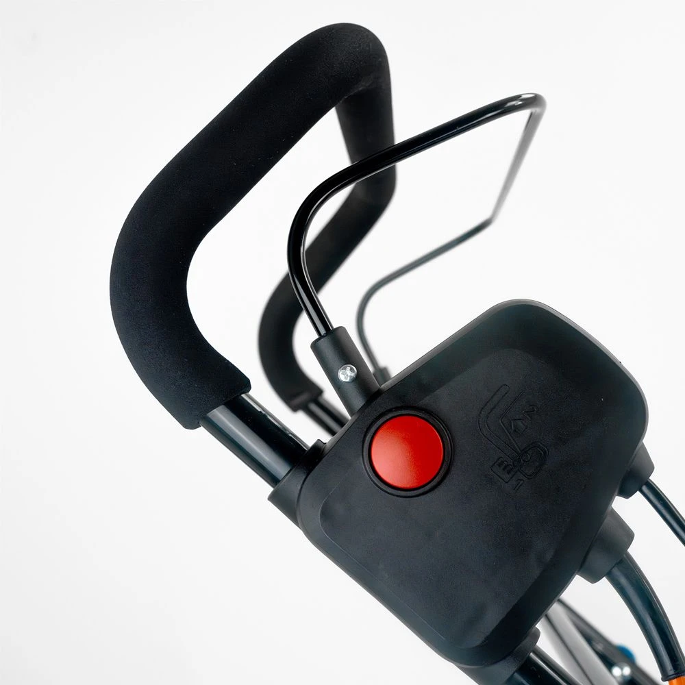 Hyundai HYSW2000E 2000W 40cm/16" Electric Artificial Grass Sweeper / Brush 7 Hyundai HYSW2000E 2000W 40cm/16" Electric Artificial Grass Sweeper / Brush - Image 7