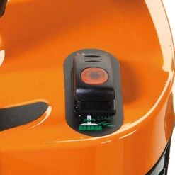 Oleo-Mac Mistral 72/12,5 K H Hydrostatic Rear Collect Ride-On Mower -Greenworks Sale Shop mistral 72 12 5kh start