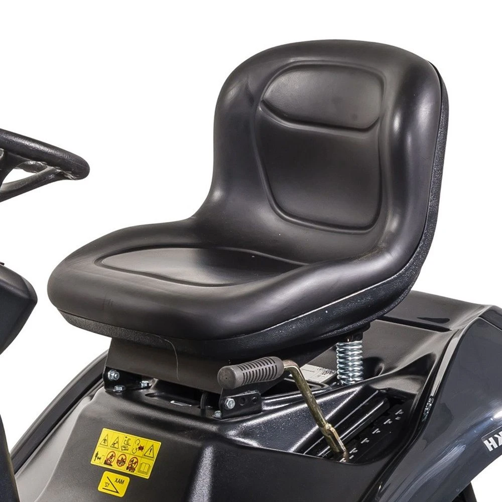 Oleo-Mac OM 98 L/14.5 KH 98cm Hydrostatic Side Discharge Lawn Tractor 5 Oleo-Mac OM 98 L/14.5 KH 98cm Hydrostatic Side Discharge Lawn Tractor - Image 5