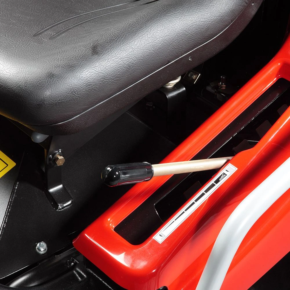 Oleo-Mac APACHE 92 EVO 2x4 All Terrain Garden Tractor 3 Oleo-Mac APACHE 92 EVO 2x4 All Terrain Garden Tractor - Image 3