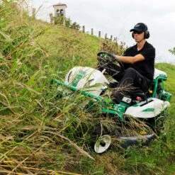 Orec Rabbit RM982F 98cm 4WD Ride-On Brush Cutter / All Terrain Garden Tractor -Greenworks Sale Shop orec rm982f lifestyle 2