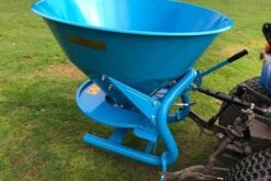 SCH GAM3 270 Litre Mounted Broadcast Fertiliser Spreader -Greenworks Sale Shop sch gam270 spreader 6
