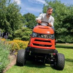 Simplicity Regent RD SRD360 107cm/42" Hydrostatic Rear Collect Lawn Tractor -Greenworks Sale Shop simplicity srd360 lawn tractor lifestyle