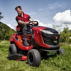 Solo By AL-KO T 18-111 HDS-A V2 Comfort 111cm/43.5" Hydrostatic Side Discharge / Mulching Lawn Tractor -Greenworks Sale Shop solo by al ko t22 111.3 hds a v2 lawn tractor lifestyle