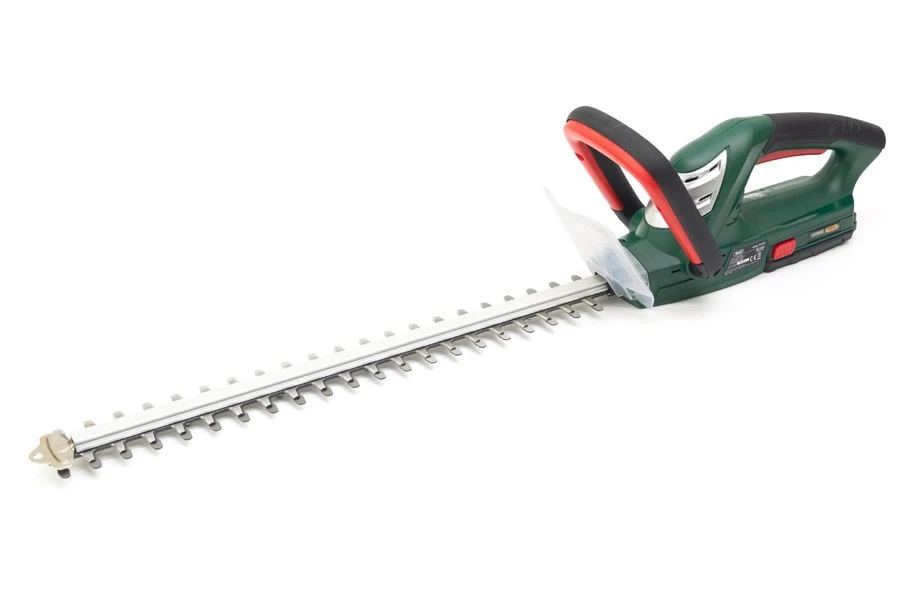 Webb WEV20HT 20V Cordless Hedge Trimmer (with 2Ah Battery & Charger) 3 Webb WEV20HT 20V Cordless Hedge Trimmer (with 2Ah Battery & Charger) - Image 3